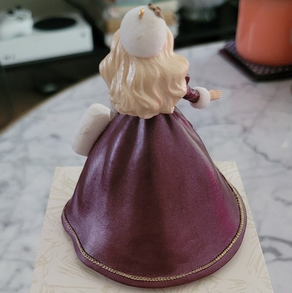 Hallmark Barbie Collectible Ornament - Picture 5 of 6